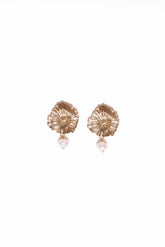 Jett Earrings - Gold/Pearl