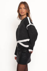 Ares Crossover Hem Knit Sweater - Black