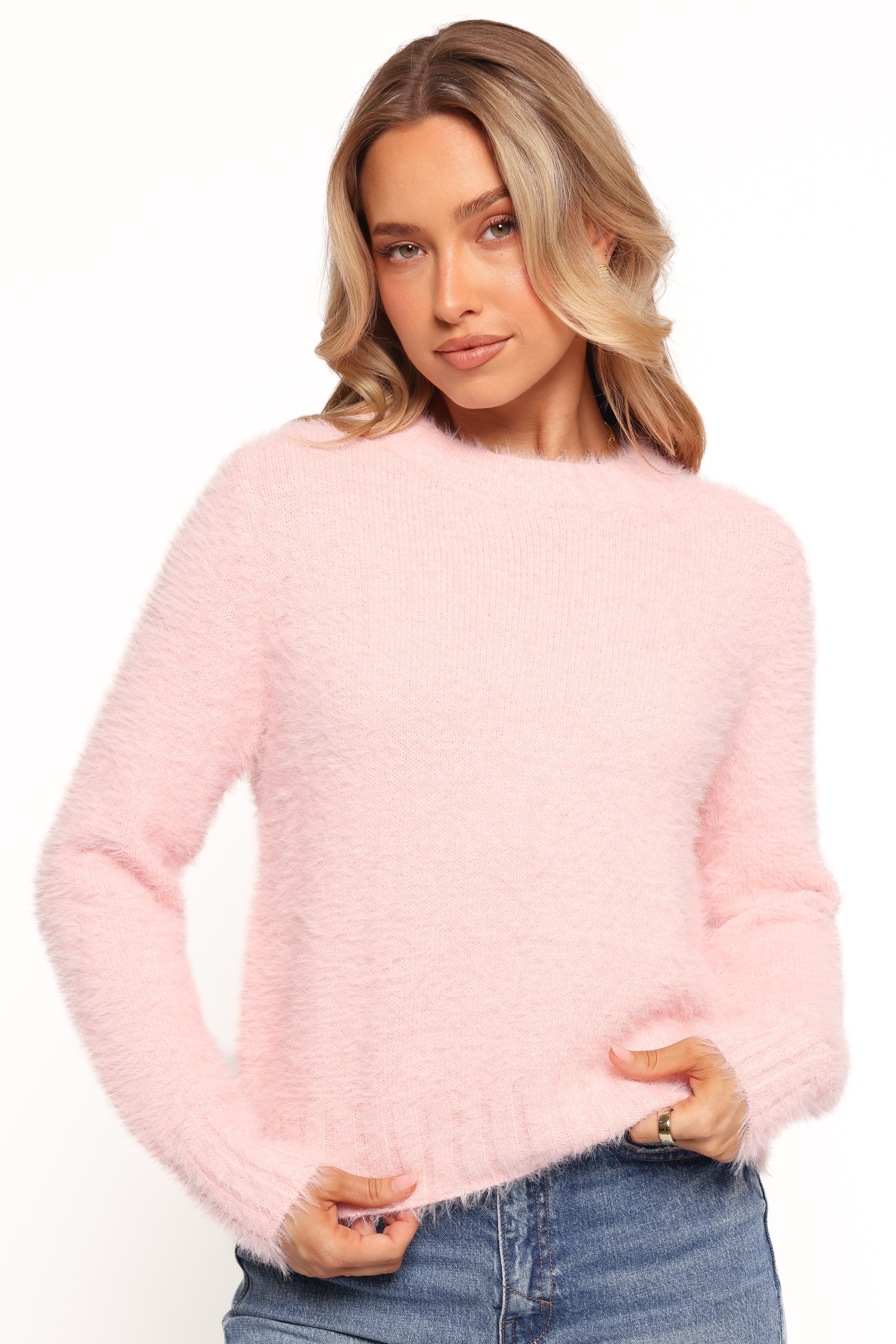 Aspra Fuzzy Crewneck Knit Sweater - Pink