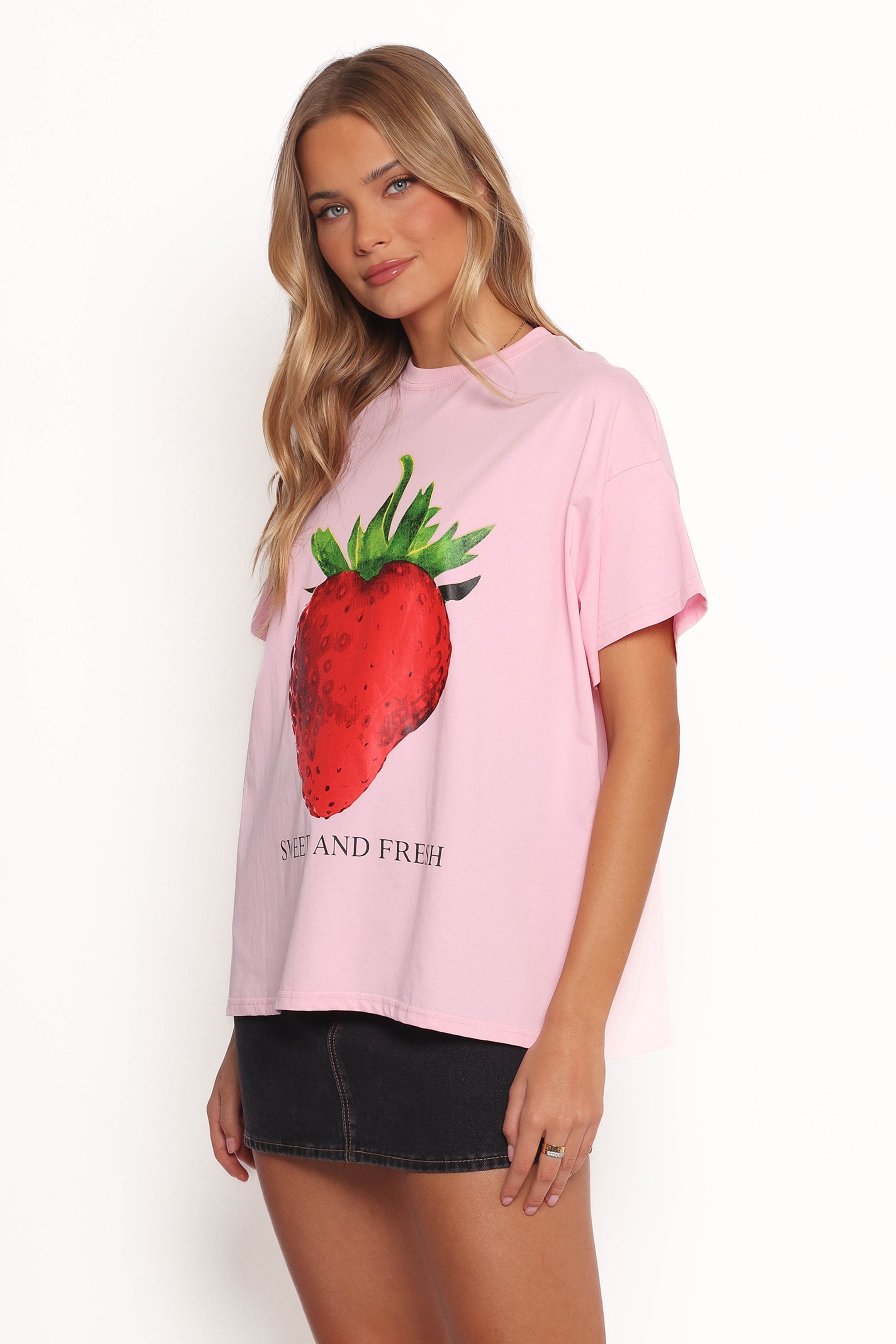 Cerise Tee - Strawberry