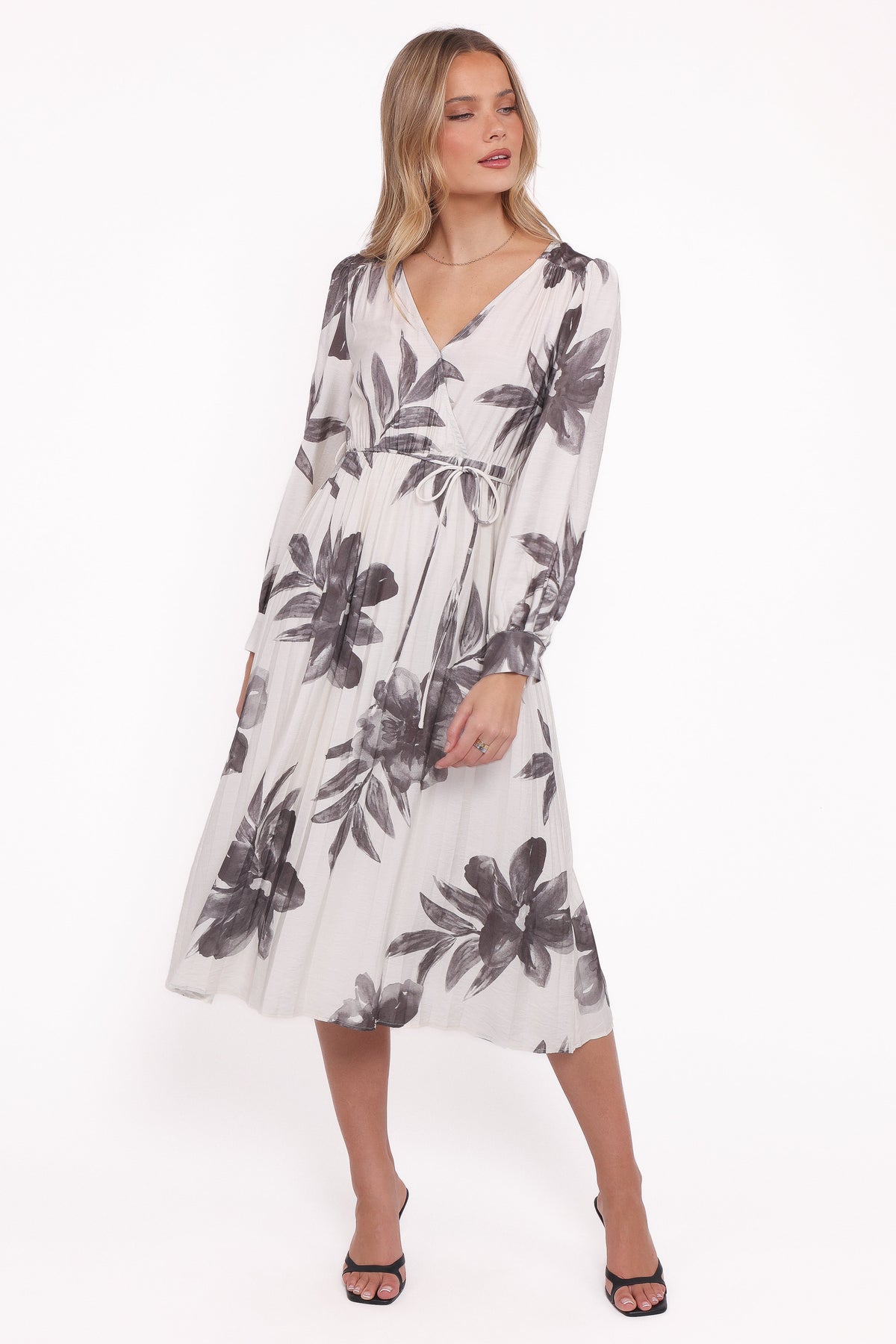 Grainne Long Sleeve Midi Dress - Black/White Floral