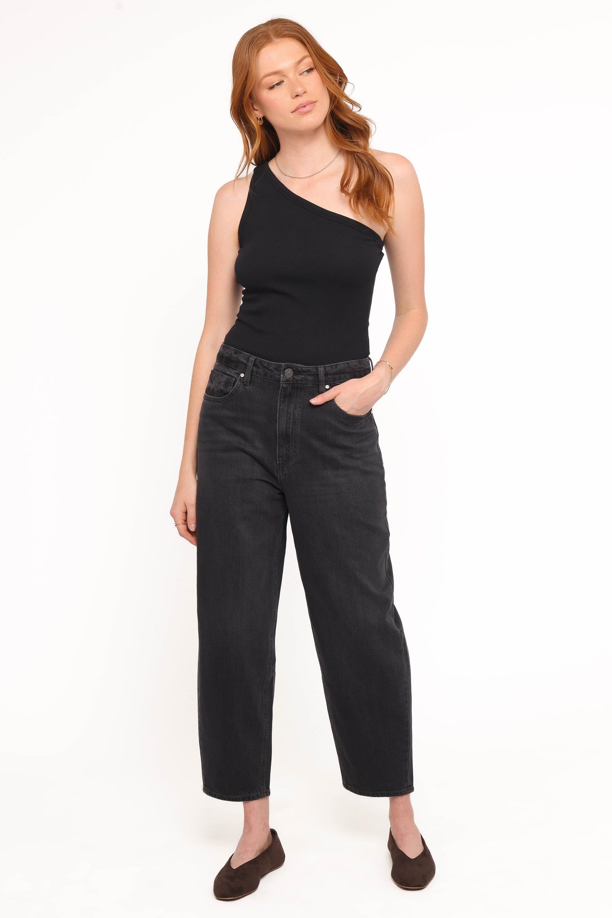 Taylor Barrel Leg Jean - Trip