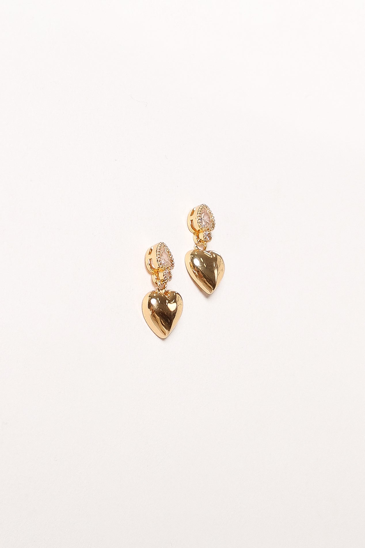 Susan Heart Earrings - Gold