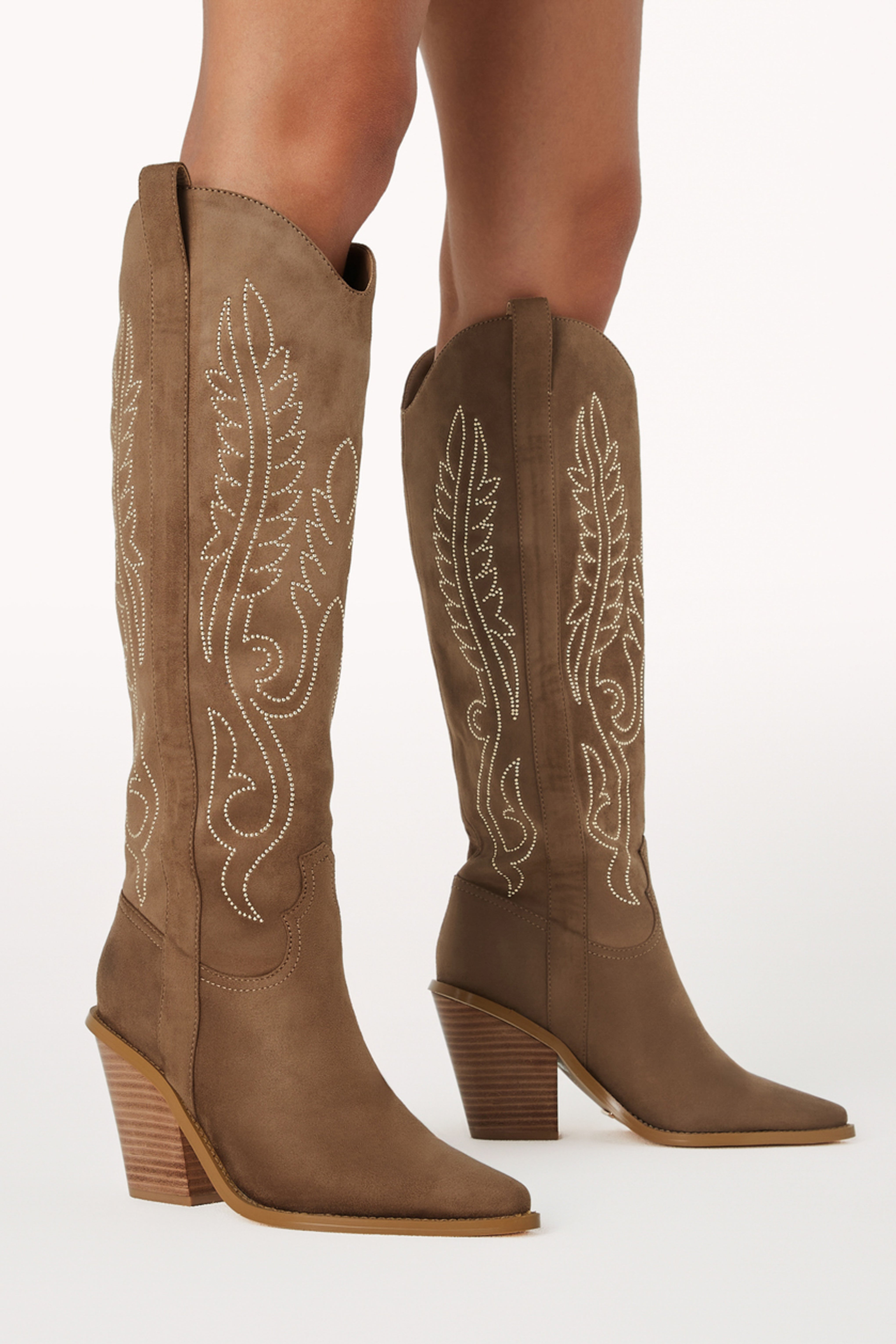 Sally Cowboy Boot - Taupe
